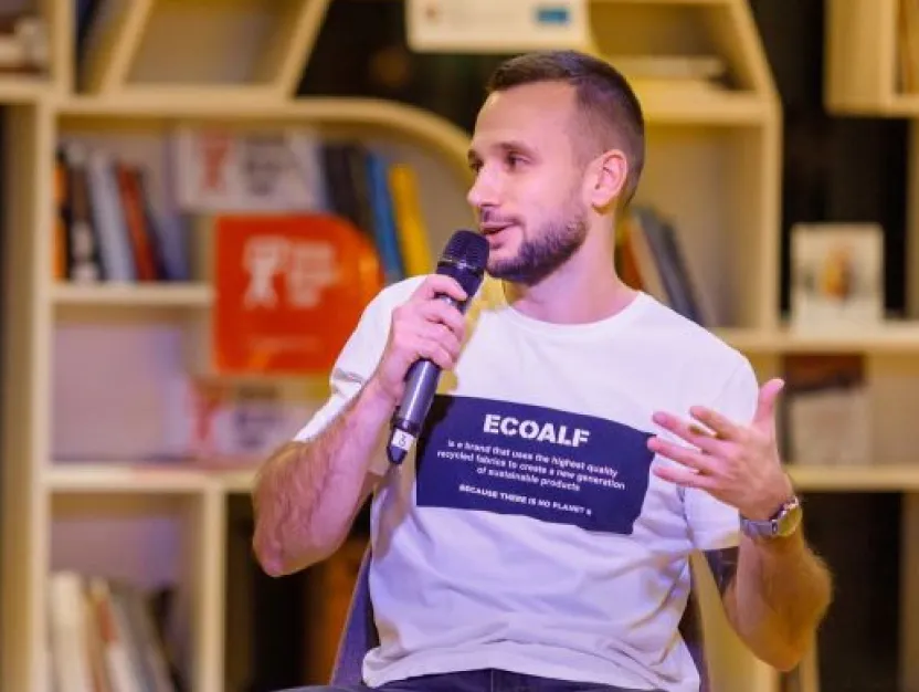 Miroslav Ivanov speaking at an event